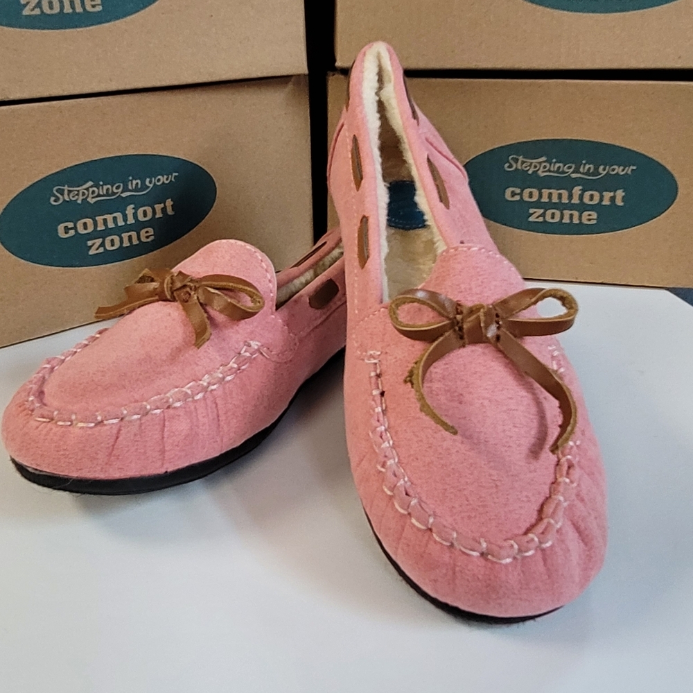 Kids' Pretty Pink Moccasin Slippers – Cozy & Stylish!